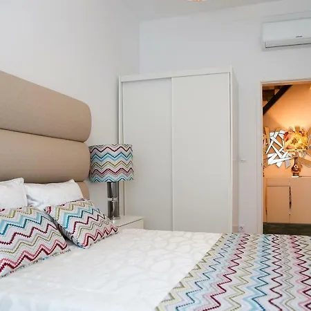 Sao Joao & Flats By Village ליסבון