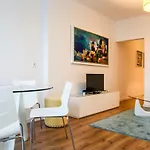Sao Joao & Flats By Village Apartment Lissabon